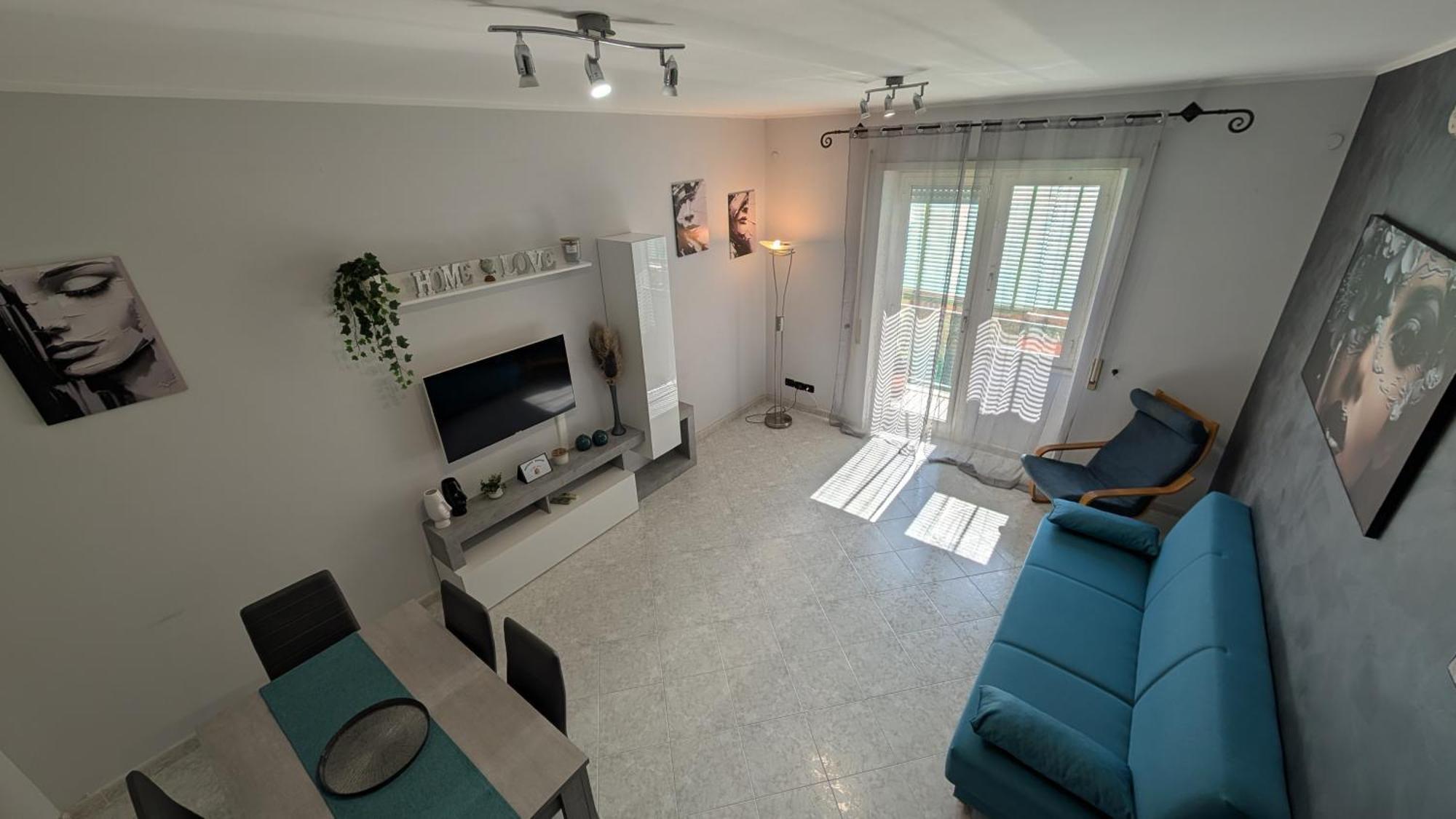 Apartment At Eria's House - 100 M Metro A Subaugusta Rome
